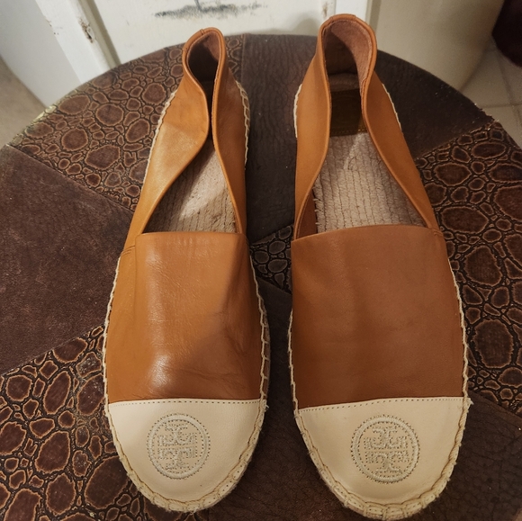 Stunning tory burch flats - Picture 1 of 8